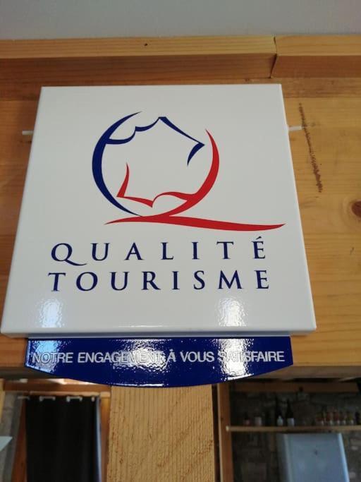 Le Soleil D Eugenie Appartement Dans Residence Avec Piscine Commune Pres De Carcassonne Olonzac Bagian luar foto