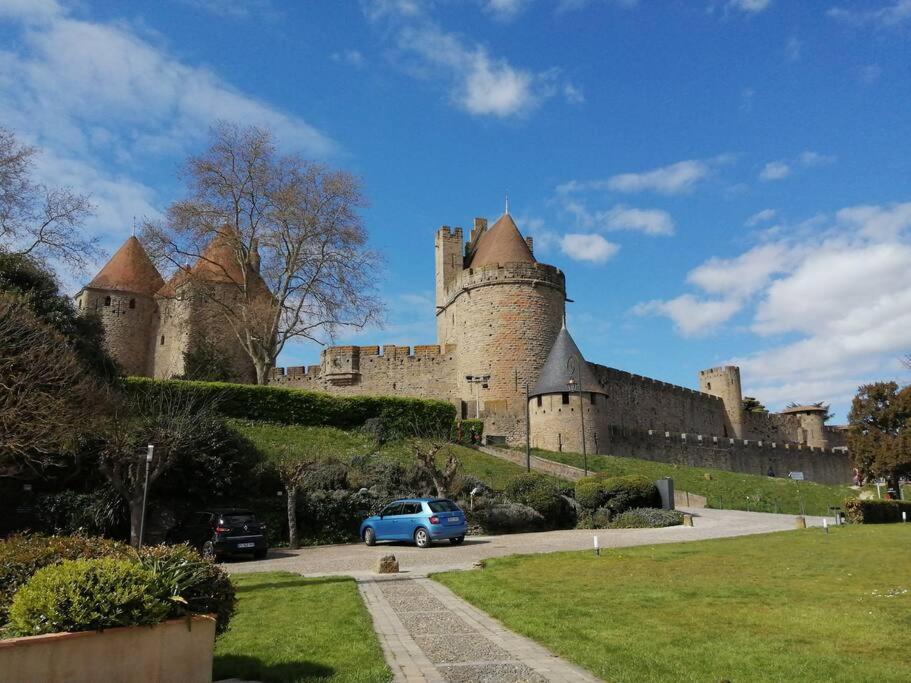 Le Soleil D Eugenie Appartement Dans Residence Avec Piscine Commune Pres De Carcassonne Olonzac Bagian luar foto